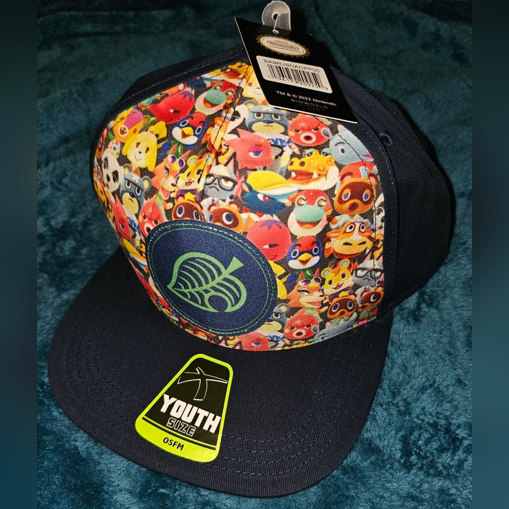RARE NWT Nintendo Animal Crossing Video Game Bioworld Snapback Cap/Hat